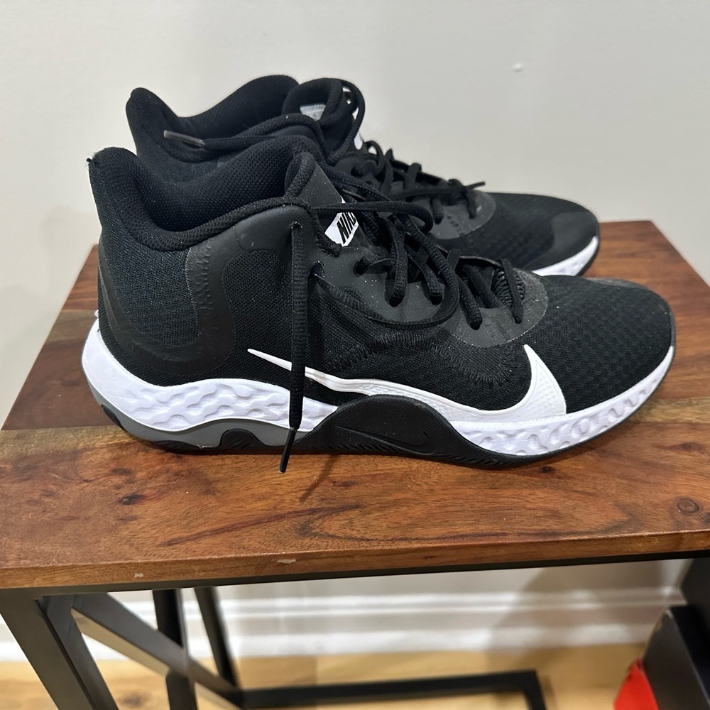 Nike, size 9, black